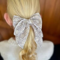 Image 2 of Embroidery Clay fable bow