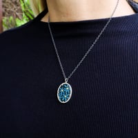 Image 2 of blue daisy pendant 