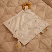 Image 3 of Doudou avec jouet de dentition Newborn