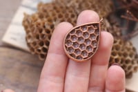 Image 3 of Vero frammento di cellette in cera elettroformato in rame a forma di goccia 2