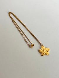Image 1 of Collar Flor de playa