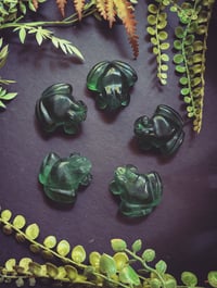 Image 1 of Fluorite frogs 