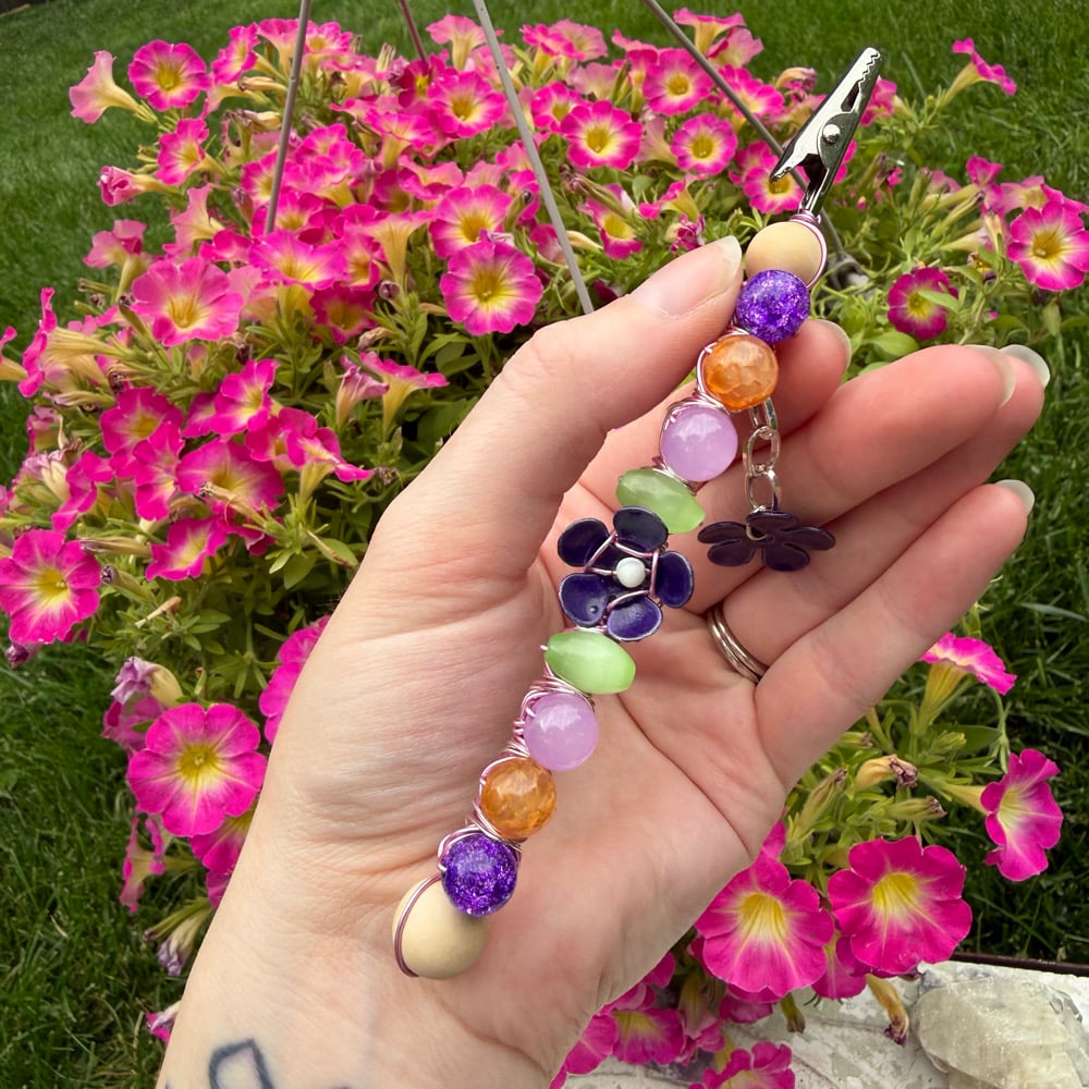 Image of daphne roach clip