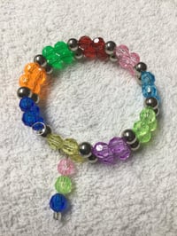 36 Acrylic Faceted Memory Wire Bracelet