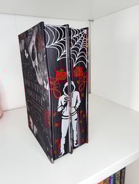 Image 5 of Hardcover Cat & Mouse Duet Set by H.D. Carlton