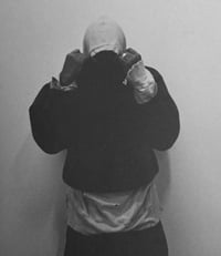 MONOGURUI hyper-jumper: (BECOMING-INVISIBLE)