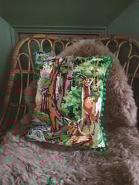 Image 1 of Coussin à l'orée du bois 