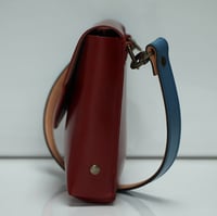 Image 2 of Julienne maxi Cherry/ blue pastel strap