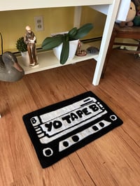 Image 2 of Tape b rug