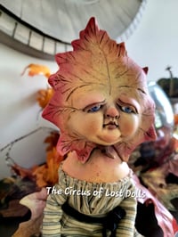 Image 2 of RESERVED FOR KAREN Autumn the lady leaf