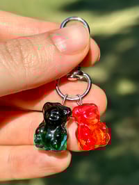 Image 1 of Twin Gummi Bear Clips 005