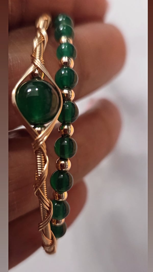 Image of Green Quartz bangle 
