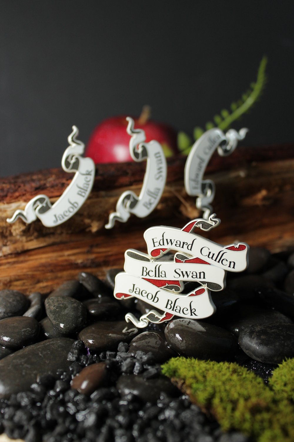 Image of Love Triangle Twilight Name Banner