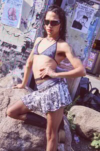 Image 2 of Mesh Triangel Top Zebra