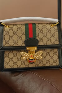 Image 1 of Gucci Signature Bee Bag