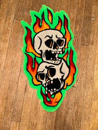 Image 3 of Skull flash floor rug 