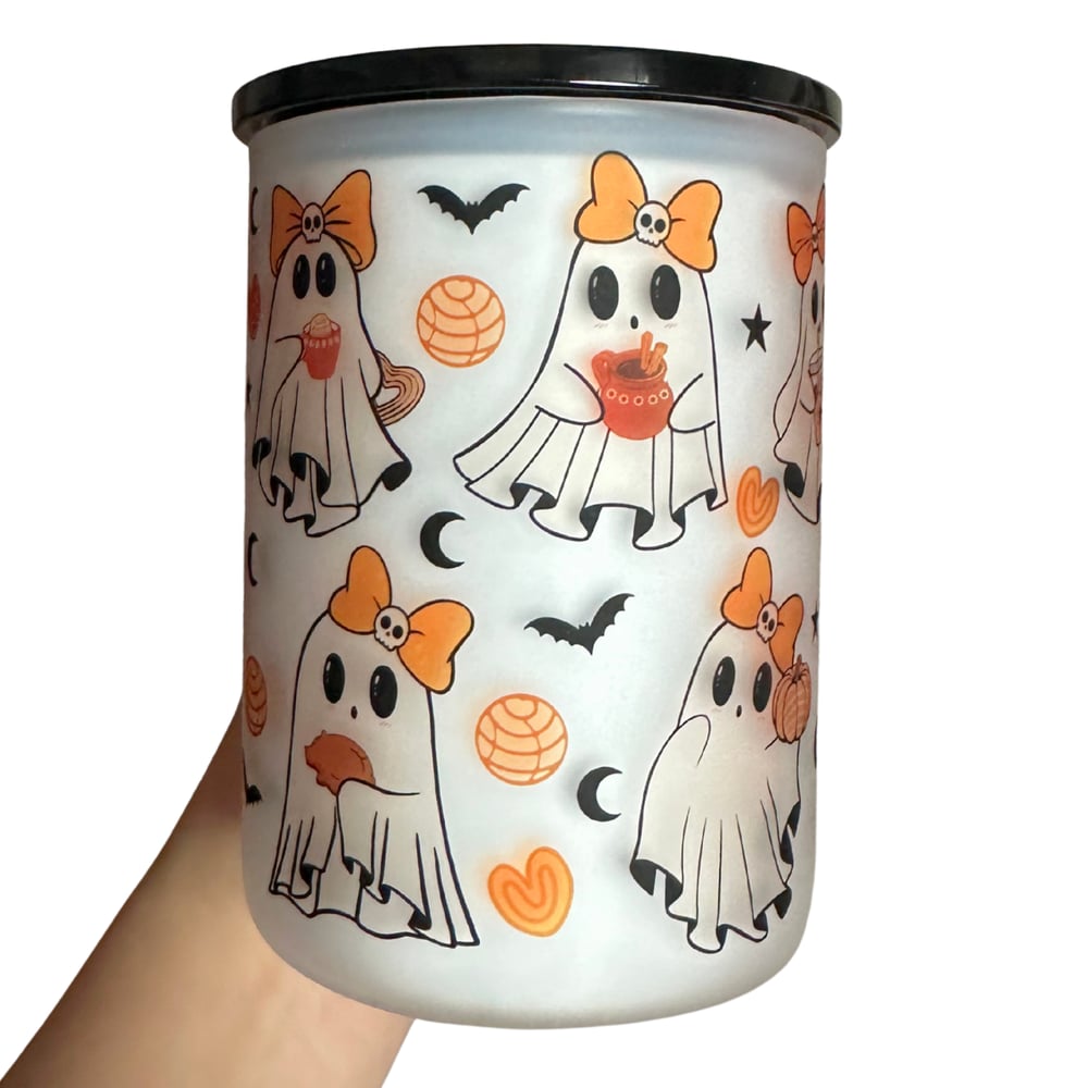 Image of Pan Dulce Ghosts 17oz Frosted Glass Mug👻🧡