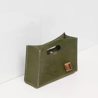 Image 4 of STUDIO LINE medium grab-handle Clutch in olive 