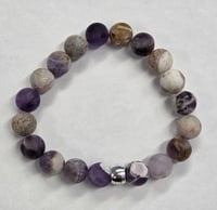 Tranquil Wisdom: Sage Amethyst Healing Bracelet (with silver tone bead)