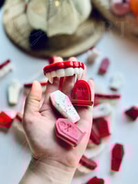 Image 3 of Eternal Bite