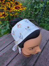 Image 2 of Hens & Roos Crown Cover- Cotton 