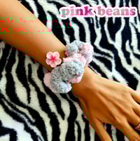 Image 2 of Pink Beans | Pompom ☆ Scrunchie