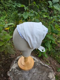 Image 4 of Linen Crown Cover with Lace Trim- White 