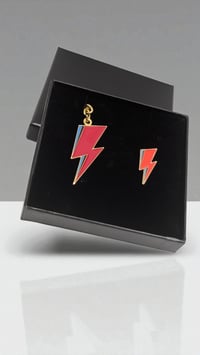 Image 3 of Lightning Bolt Keyring and Badge Set