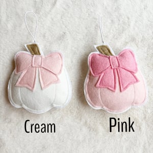 Image of Felt Bow Pumpkin Bookmarks