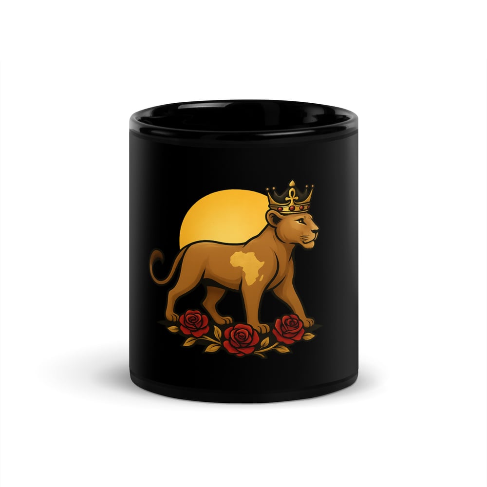 Image of Lion Queen Pillow and Coffee Cup