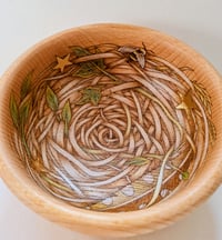 Image 2 of Bumblebee - large birdsnest bowl  