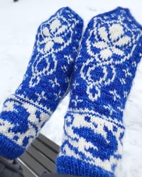 Image 2 of “Evenstar” mittens - Ultramarine blue - Ready to ship