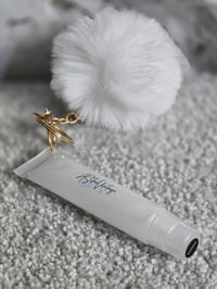 Image 4 of Lip Oil With Pom-Pom 