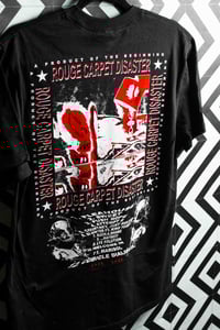 Image 3 of 'rouge carpet disaster' T-shirt