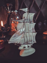 Image 2 of Shell ship 