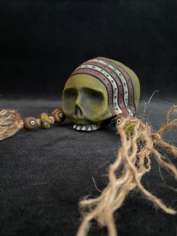 Image of Mini Trophy Skull Mug (bb)
