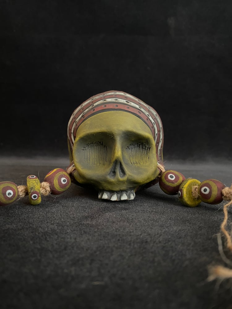 Image of Mini Trophy Skull Mug (bb)