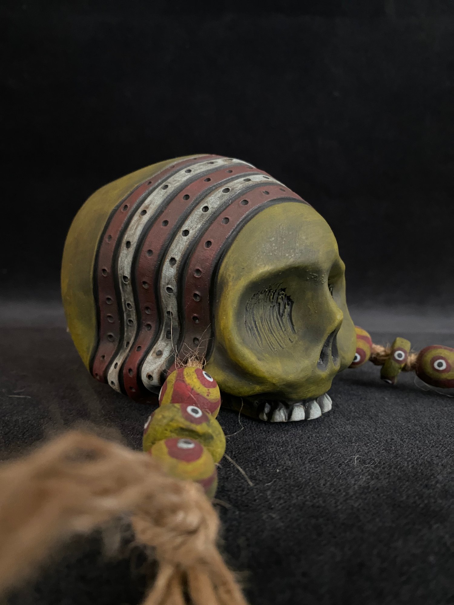 Image of Mini Trophy Skull Mug (cc)