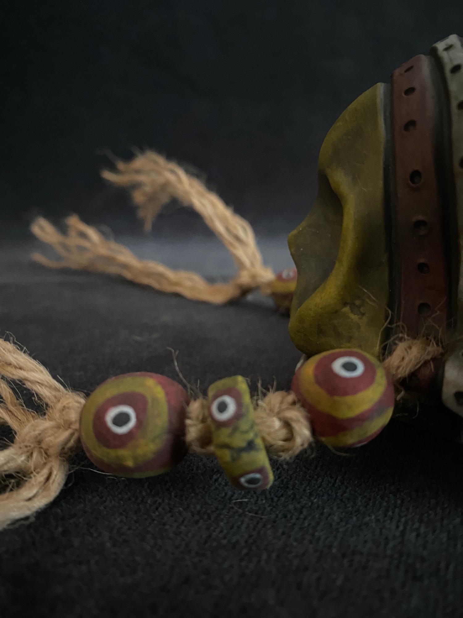 Image of Mini Trophy Skull Mug (aa)