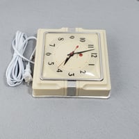 Image 10 of  Telechron ‘Café, Model 2H11 Clock, Art Deco Kitchen Timepiece, #928