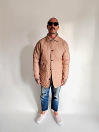 Image 4 of Quilted "Connaught" chore 