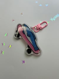Image 2 of Skater Fish Keychain 