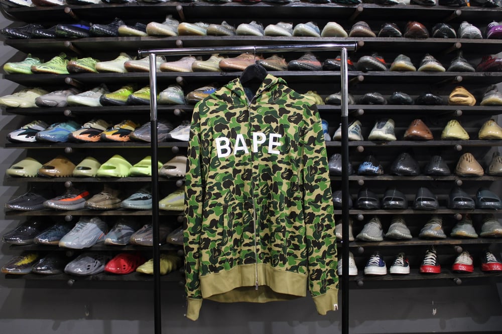 BAPE ZIP UP PULLOVER HOODIE "ABC/WHT FONT" (GREEN CAMO)