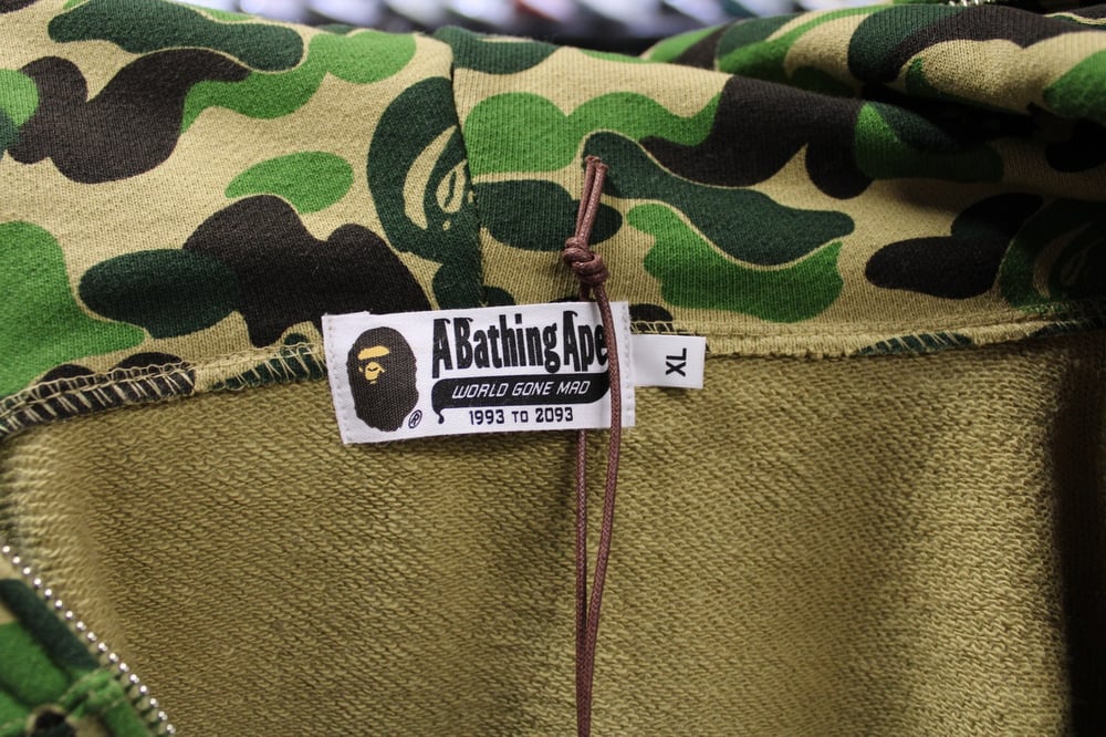 BAPE ZIP UP PULLOVER HOODIE "ABC/WHT FONT" (GREEN CAMO)