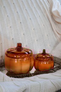 Image 3 of Apples + Maple Bourbon - 13oz Soy Candle 