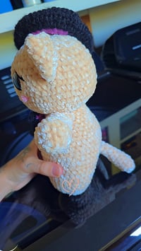 Image 3 of This bewitching kitty