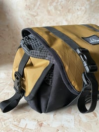 Image 2 of Wanderlust- Handle bar bag VX21 and Cordura Camel and Black