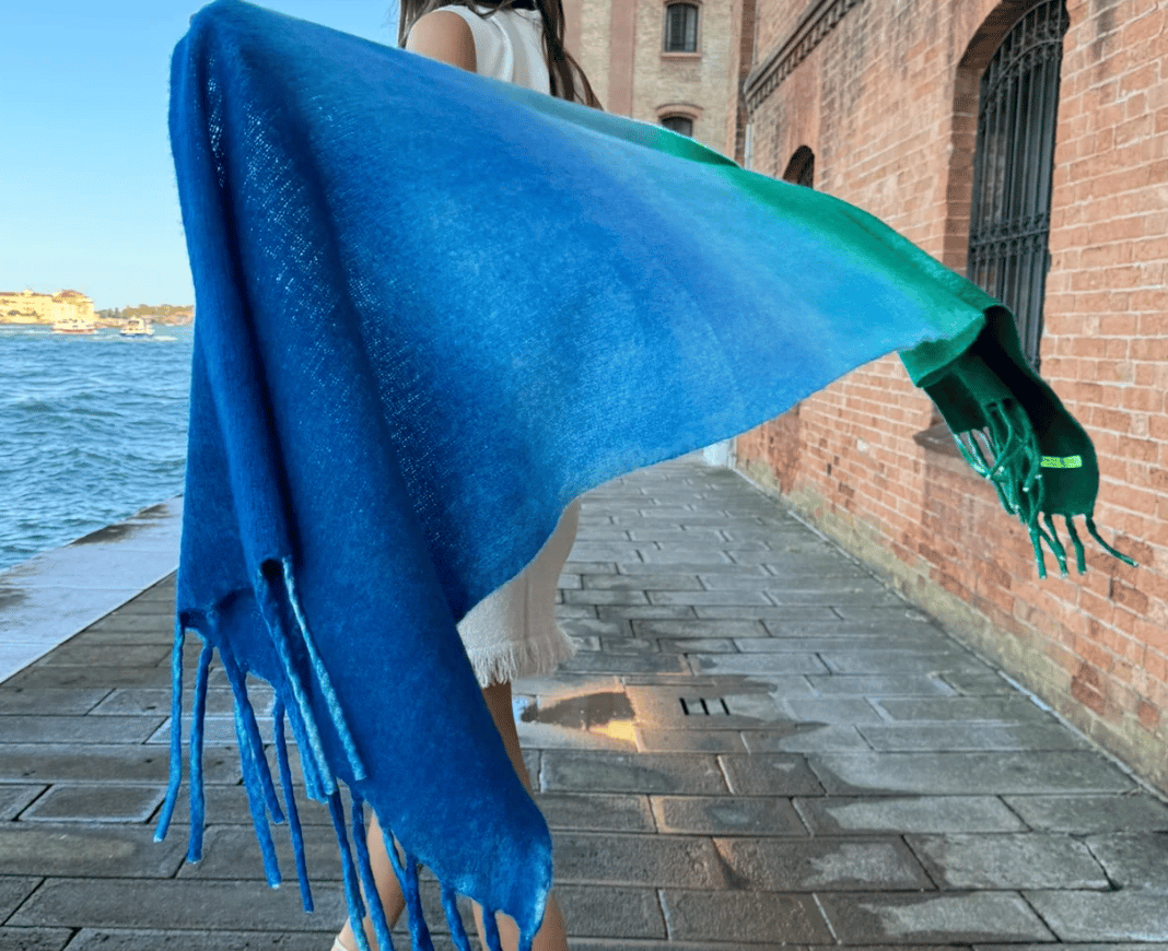 Image of Ombre Cashmere Scarf/Shawls (2 Colorways)