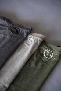 Image 8 of Oat - Magic Leaf Pocket Tee