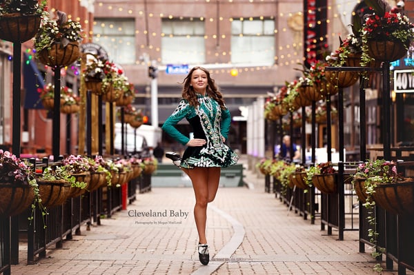 Image of 9/13 Mini Session - Downtown @8:30am